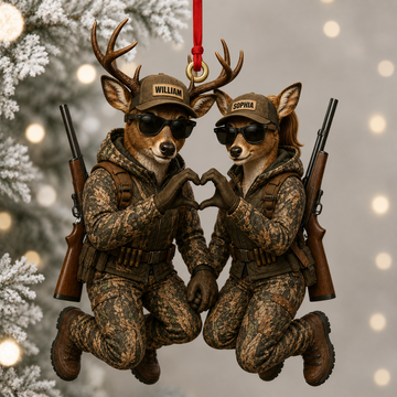 Maxcorners Hunting Deer Couple Camouflage Hunters Heart Pose Customized Names 3D Keychain And Ornament