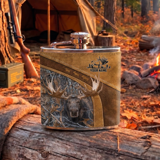 Maxcorners Deer Hunting Whitetail Buck and Vintage Diagonal Panel Multiple Options Personalized Name 3D Hip Flask